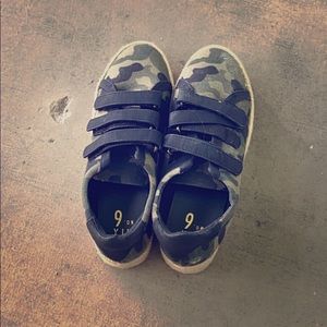 Shoes (military shoes)